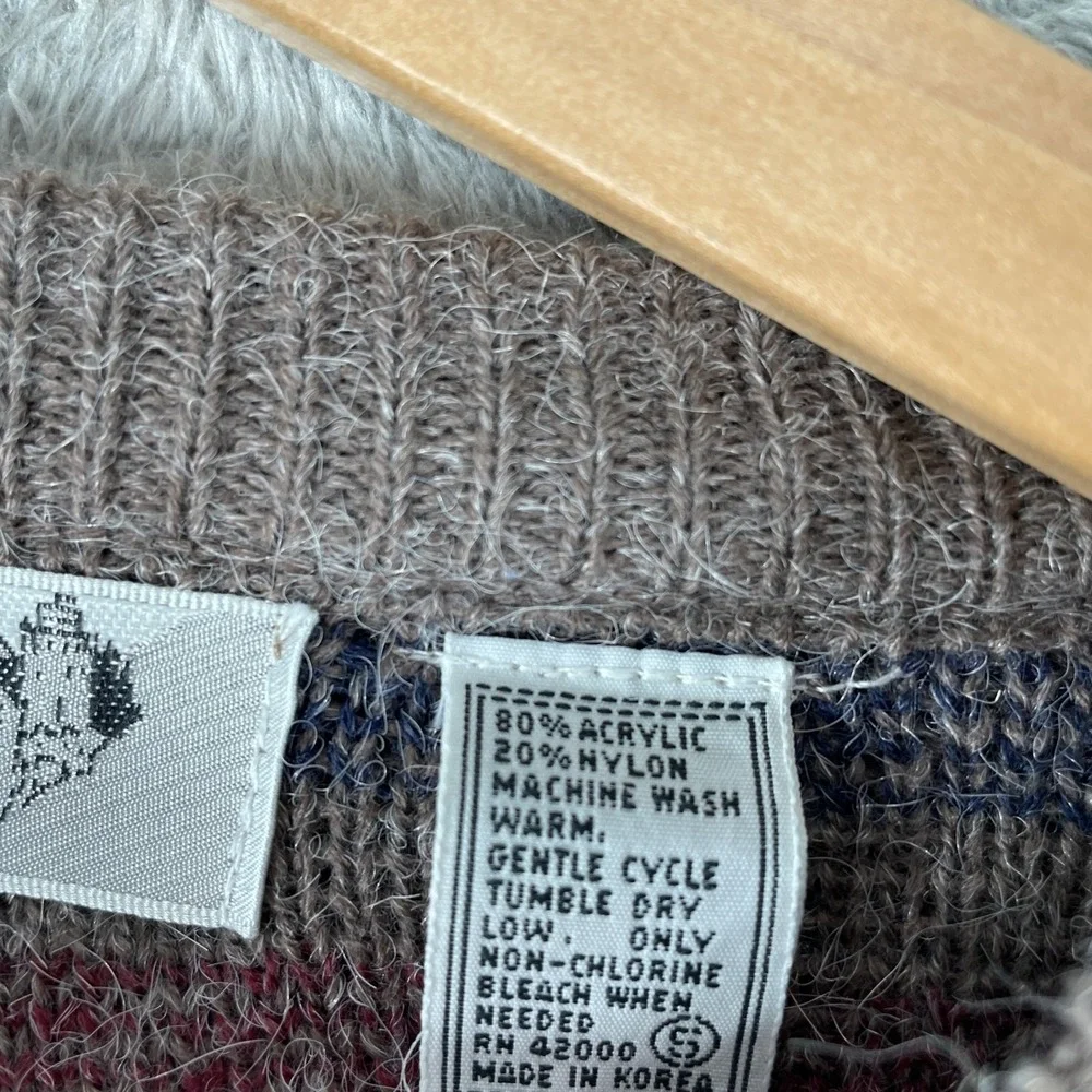 Castle Rock Striped Sweater Mens Small Brown Burgundy Vintage Knit Preppy 80s
